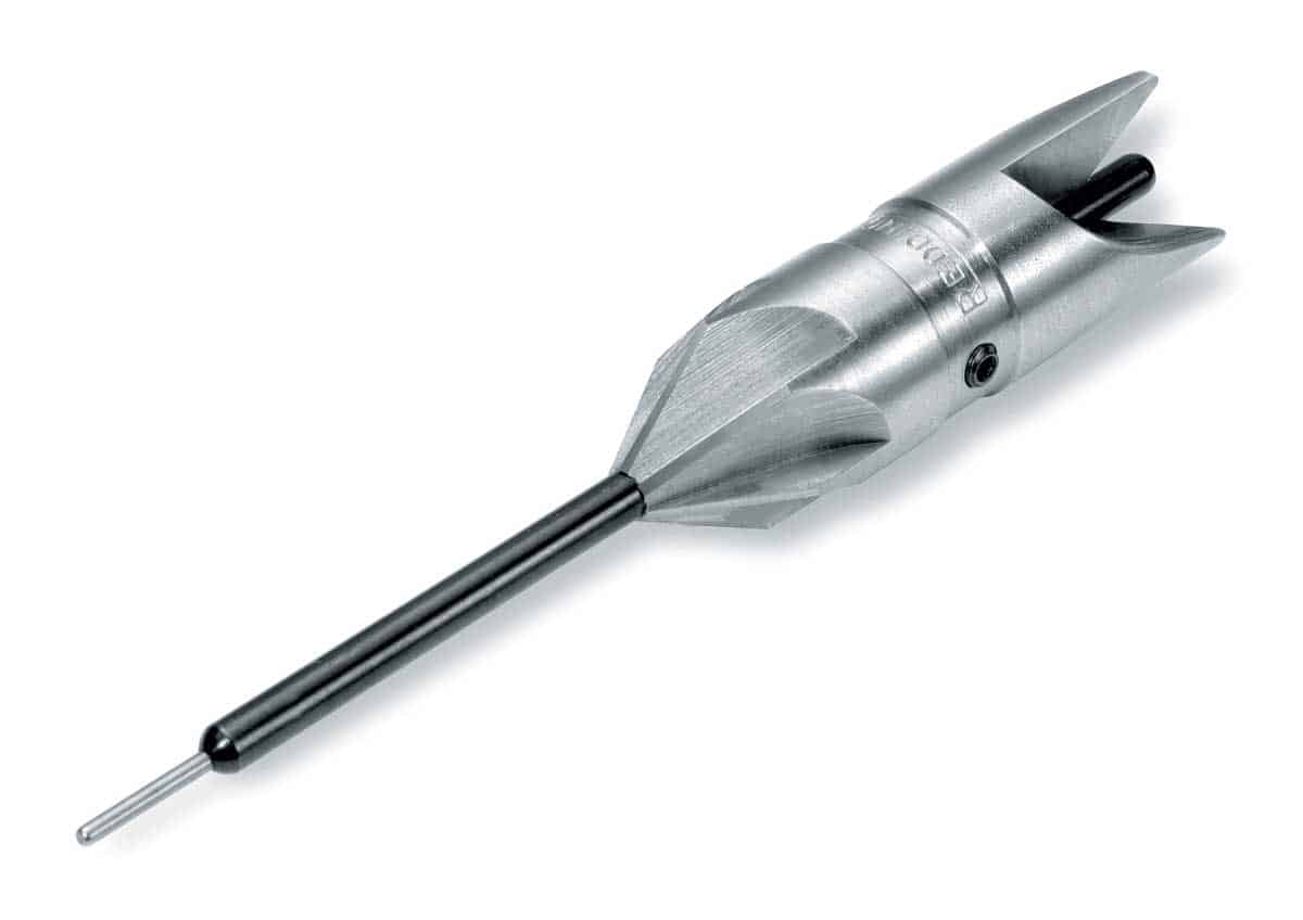 Piloted Deburring Tool